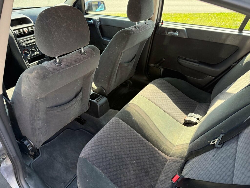 Vauxhall Astra 1.6I Club Red #24