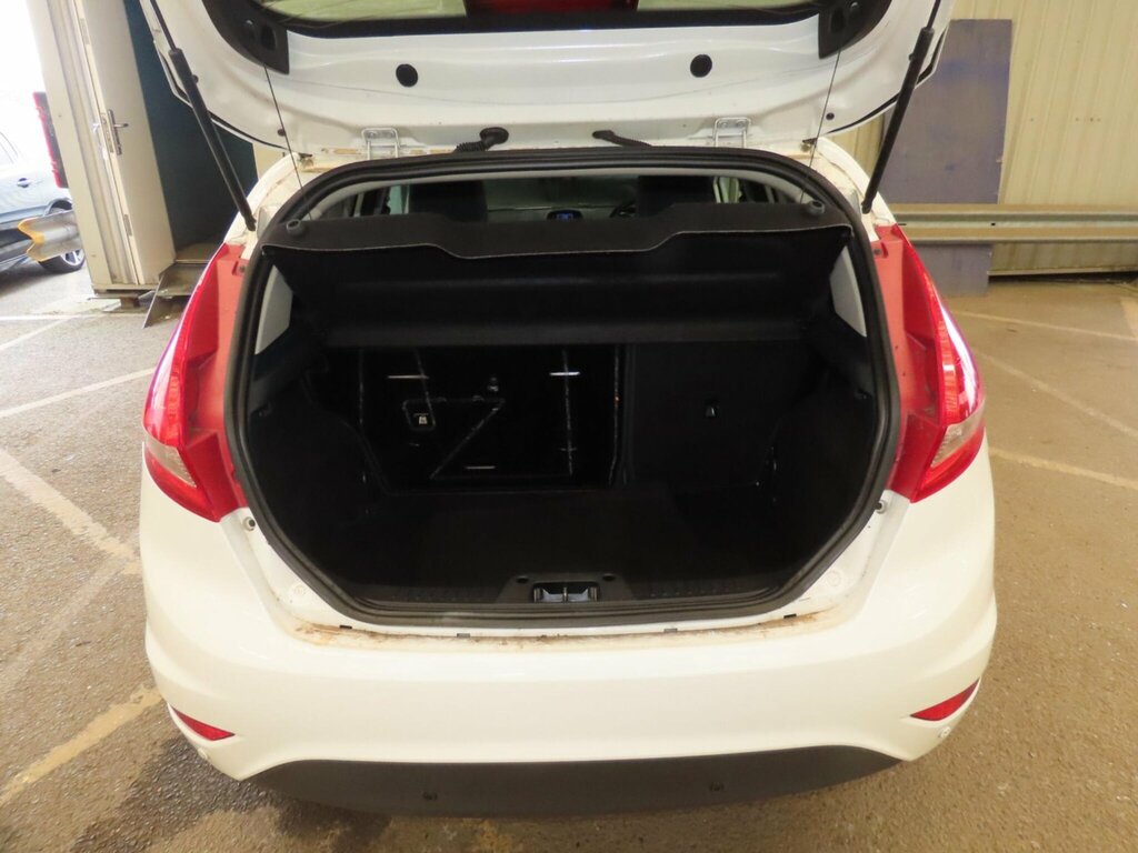 Ford Fiesta 1.4 Titanium LD62LOJ White #5