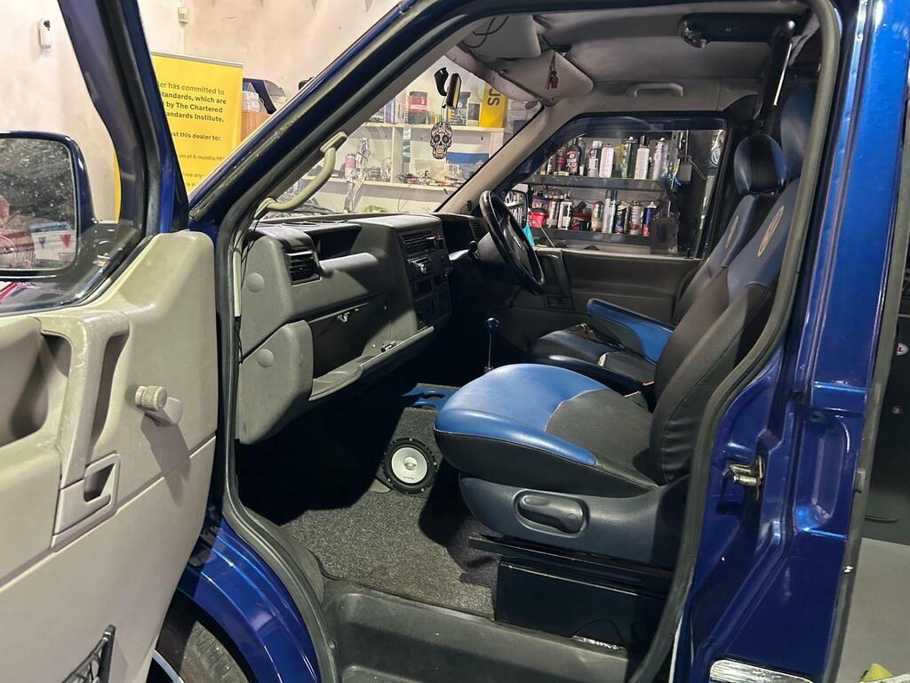 Volkswagen Transporter Diesel Blue #4