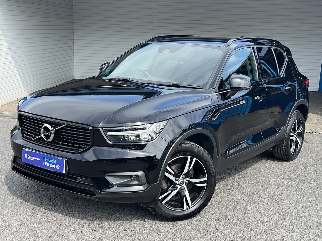 Volvo XC40 T3 R-design U15491418 Ulez BX68TWW Black #3