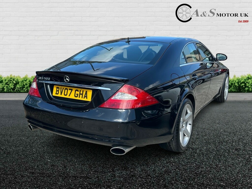 Mercedes-Benz CLS Saloon 5.0 Cls500 200707 Black #4