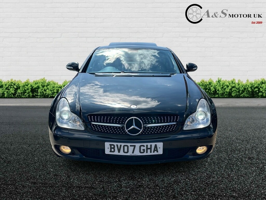 Mercedes-Benz CLS Saloon 5.0 Cls500 200707 Black #2