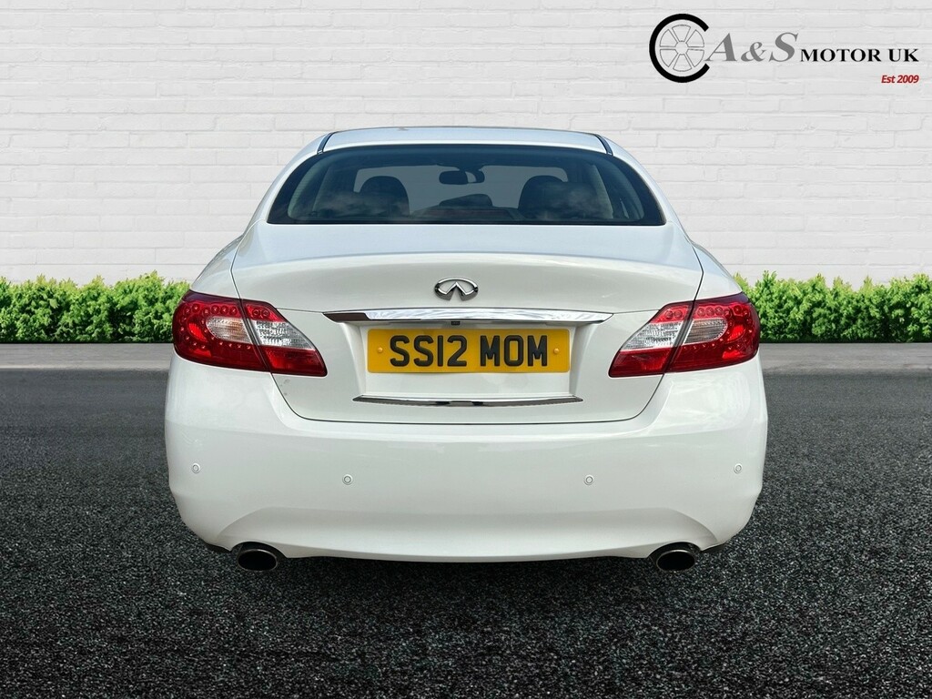 Infiniti M Saloon 3.5 35H V6 Gt Premium 201212 SS12MOM White #5