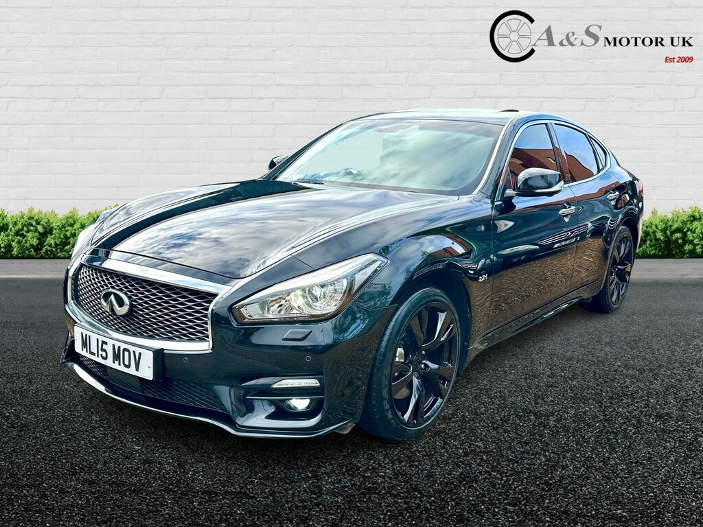 Infiniti Q70 Saloon 2.2 D Sport Tech 201515 Black