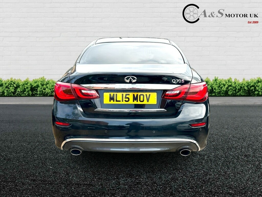Infiniti Q70 Saloon 2.2 D Sport Tech 201515 Black #5