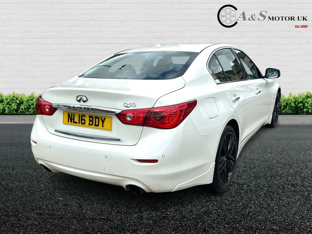 Infiniti Q50 Saloon 2.2 D Sport 201616 White #4