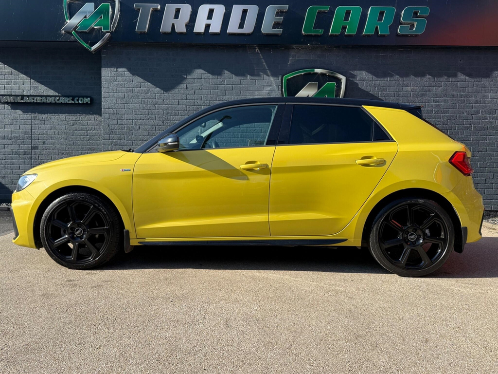 Audi A1 Sportback Tfsi S Line Black Edition YR21TVT Yellow #4