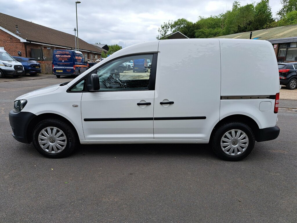 Volkswagen Caddy 1.6 Tdi C20 Startline Panel Van White #4