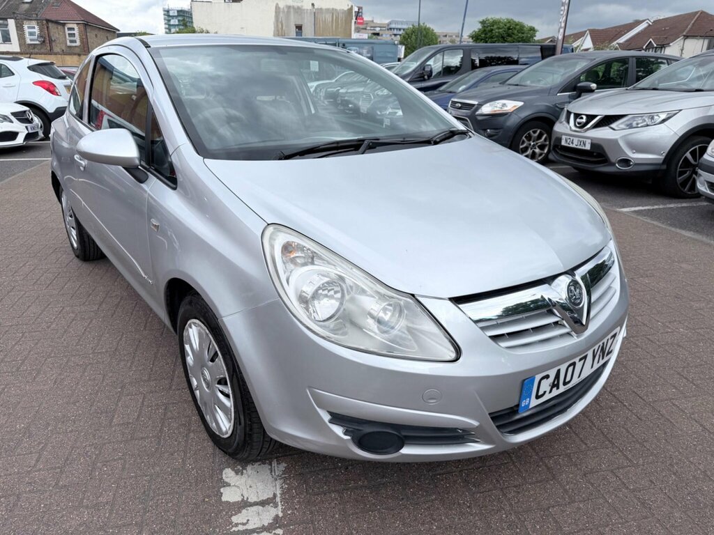 Vauxhall Corsa 1.4I 16V Club CA07YNZ Silver #5