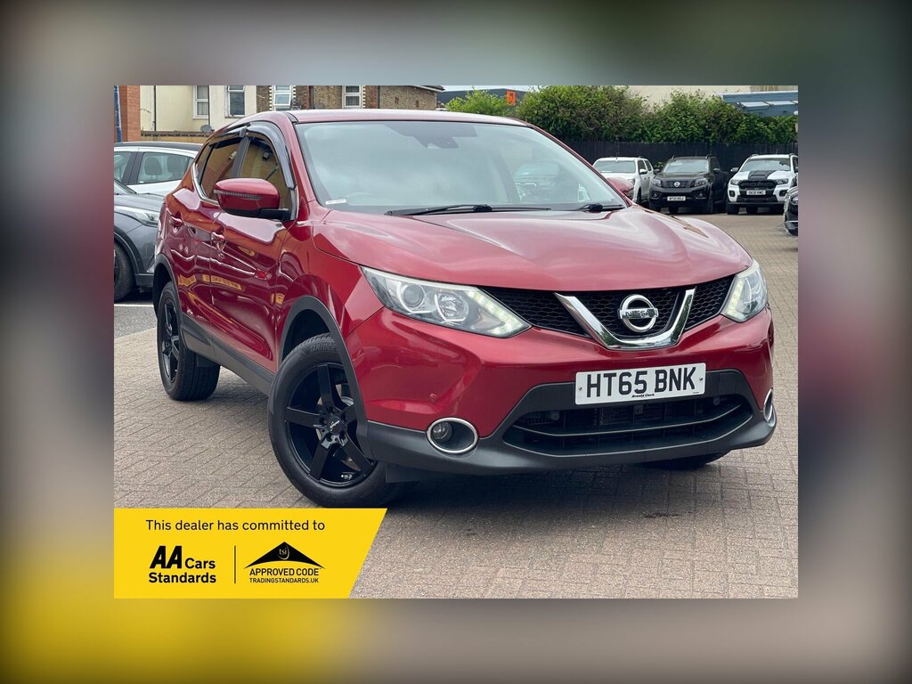 Nissan Qashqai 1.2 Dig-t Acenta Suv Xtron 2Wd Euro 6 Red