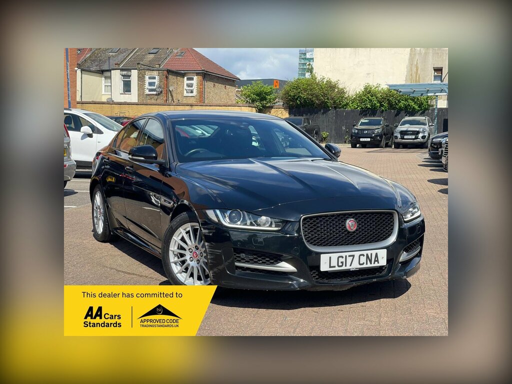 Jaguar XE 2.0D R-sport Euro 6 Ss Black