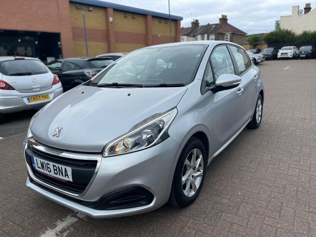 Peugeot 208 1.2 Puretech Active Euro 6 LW16BNA Silver #4