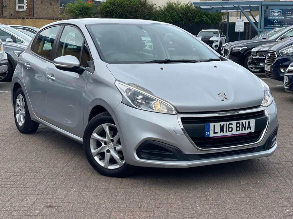 Peugeot 208 1.2 Puretech Active Euro 6 LW16BNA Silver #2