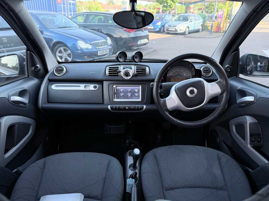 Smart Fortwo 0.8 Cdi Pulse 2011 Black #26