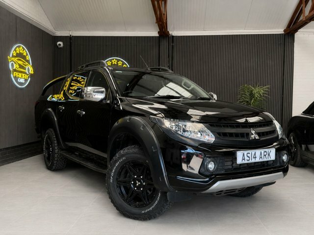 Mitsubishi L200 2.4 Di-d Dc Barbarian Svp Pickup Double Cab Di Black