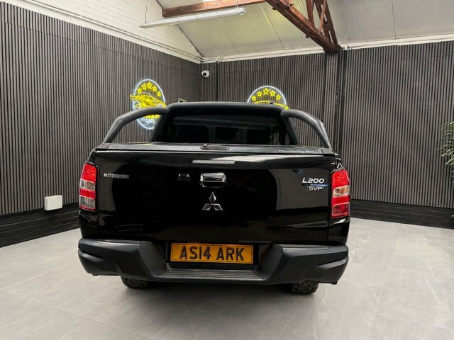 Mitsubishi L200 2.4 Di-d Dc Barbarian Svp Pickup Double Cab Di AS14ARK Black #5