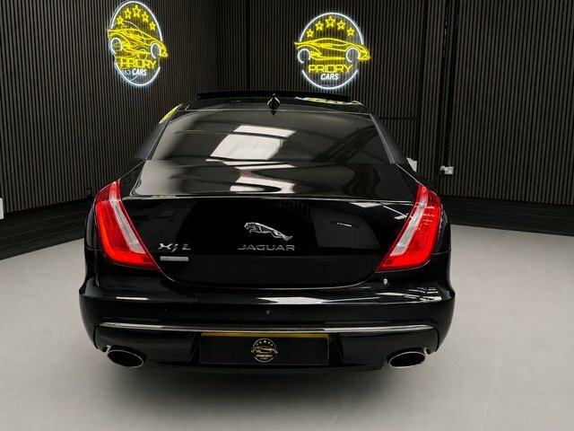 Jaguar XJ 3.0D V6 Saloon Euro Black #5