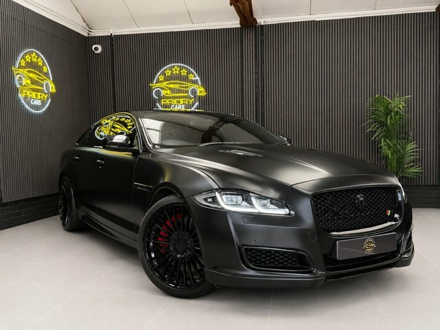 Jaguar XJR R-sport White #1