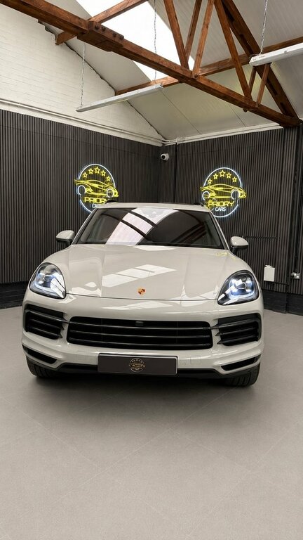 Porsche Cayenne 3.0 V6 E-hybrid 17.9Kwh Platinum Edition Suv P EY23VTJ Grey #4