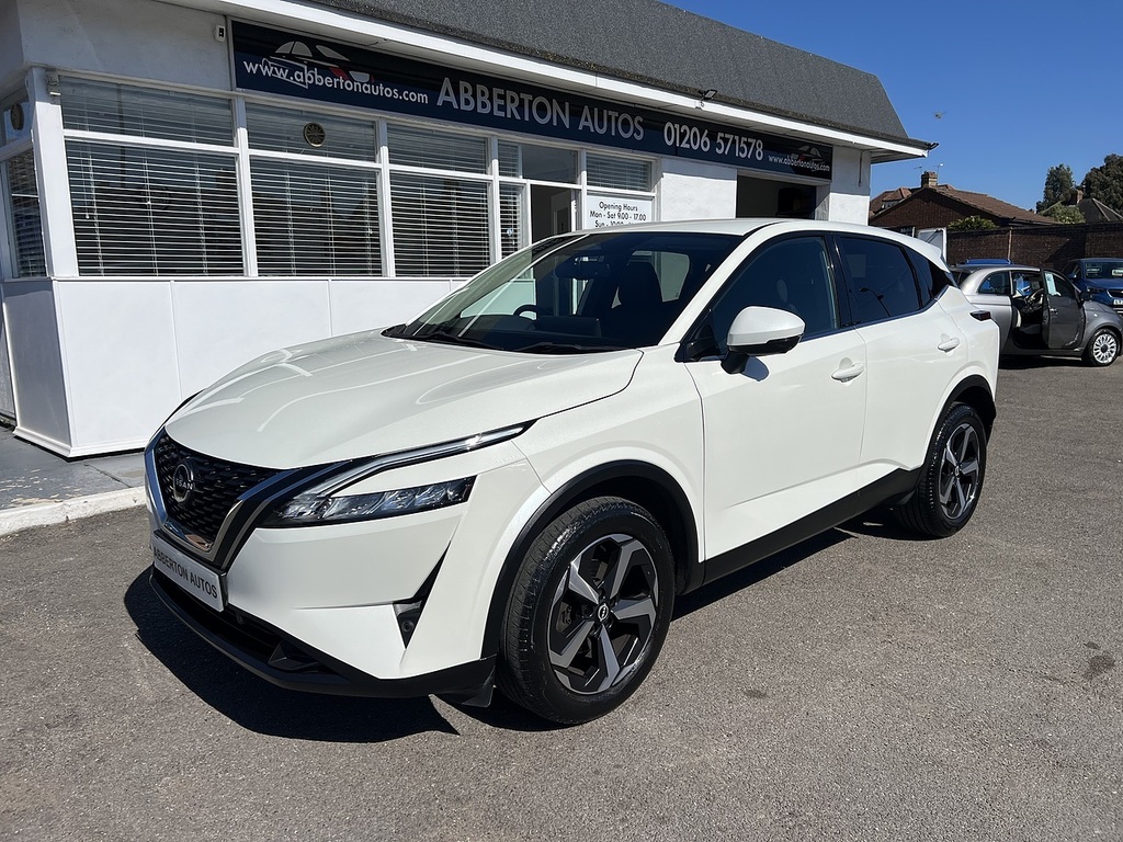 Nissan Qashqai 1.3 Dig-t Mhev N-connecta Suv Hybrid Ma White