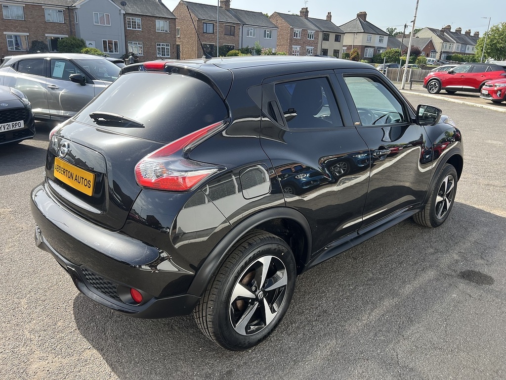 Nissan Juke 1.6 Bose Personal Edition Euro 6 DT19WUJ Black #4