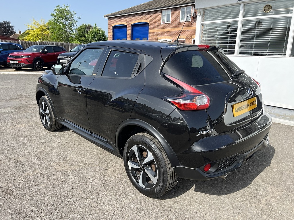 Nissan Juke 1.6 Bose Personal Edition Euro 6 DT19WUJ Black #6