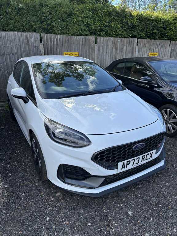 Ford Fiesta 1.5 200Ps St3 6 Speed - 2024 73 White