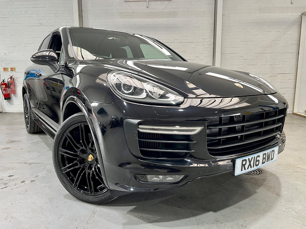 Porsche Cayenne 3.6T V6 Gts Tiptronics 4Wd Euro 6 Ss Black