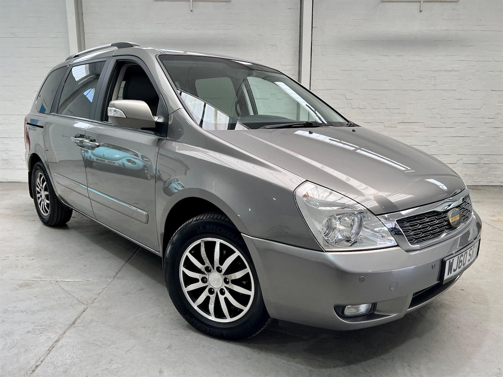 Kia Sedona 2.2 Crdi 3 Silver #2