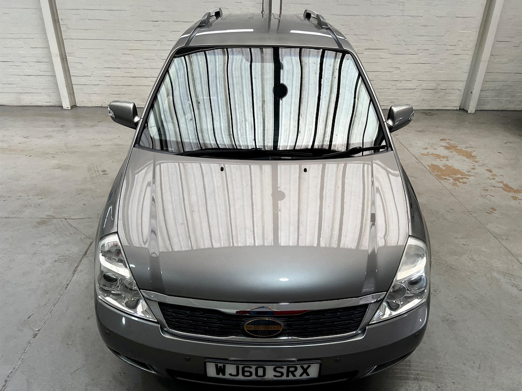 Kia Sedona 2 Black #35