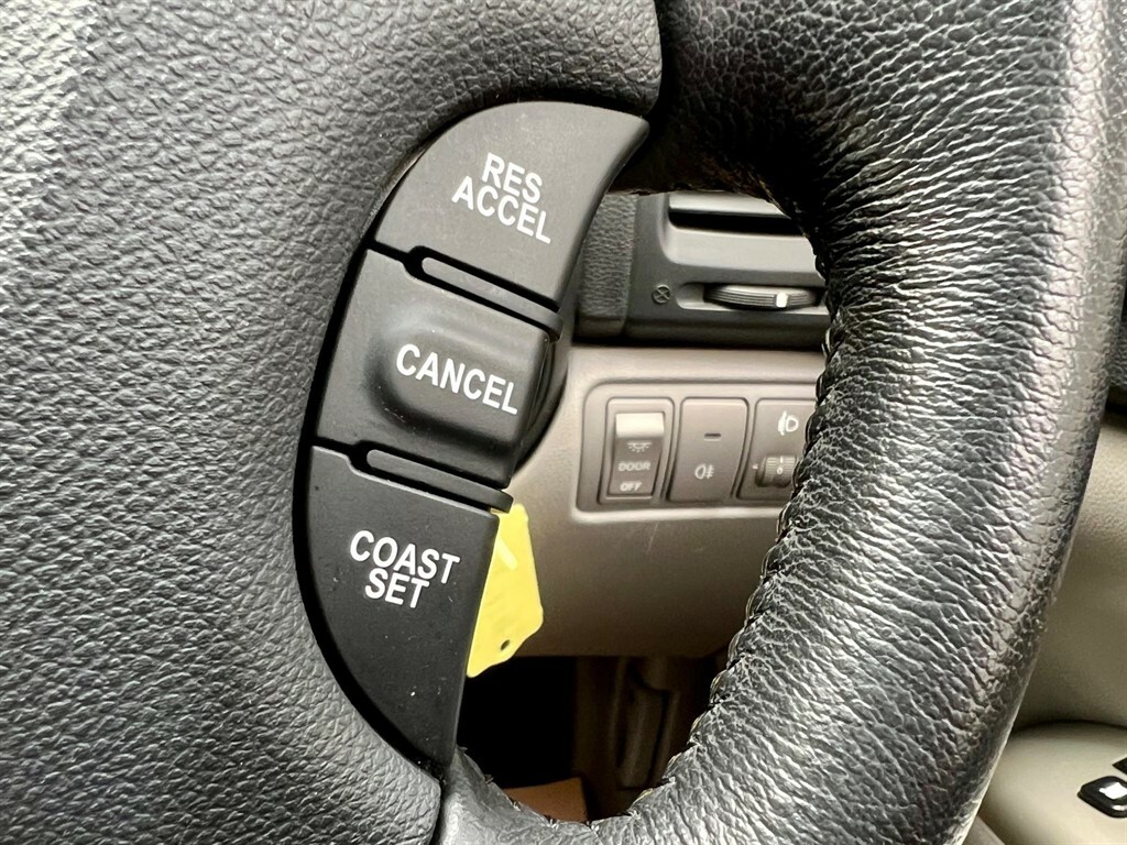 Kia Sedona 2 Black #18