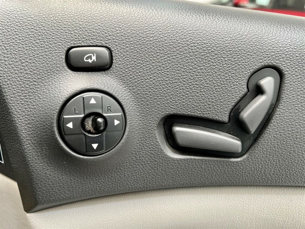 Kia Sedona 2 Black #20