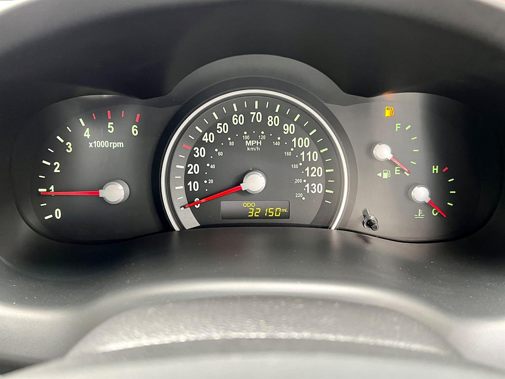 Kia Sedona 2 Black #13