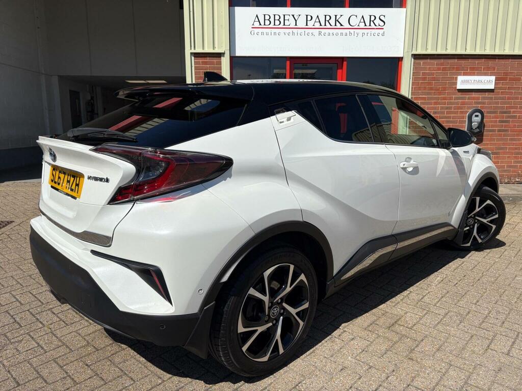 Toyota C-Hr Suv 1.8 Vvt-h Dynamic Cvt Euro 6 Ss 20176 SL67HZH White #3