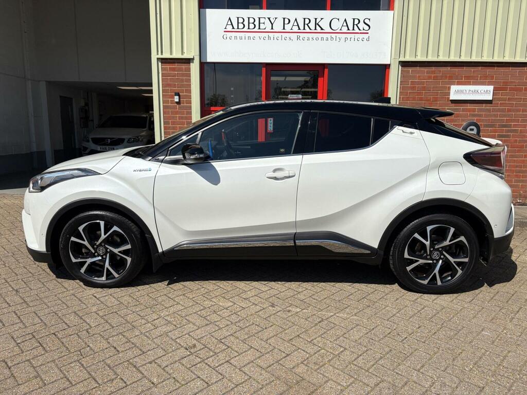 Toyota C-Hr Suv 1.8 Vvt-h Dynamic Cvt Euro 6 Ss 20176 SL67HZH White #6