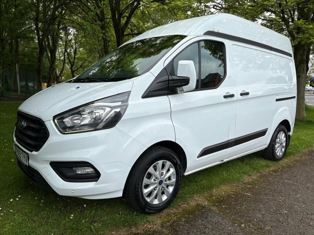 Ford Transit Custom 2L Trend YP69TYV White #4