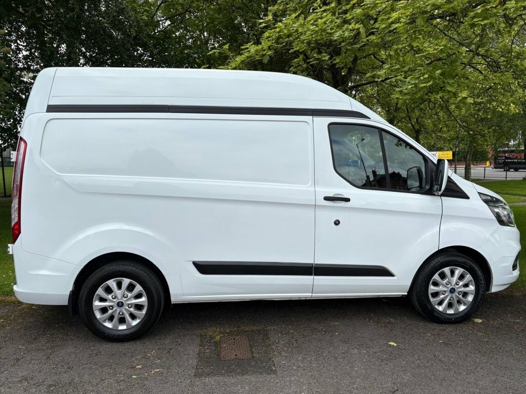 Ford Transit Custom 2L Trend White