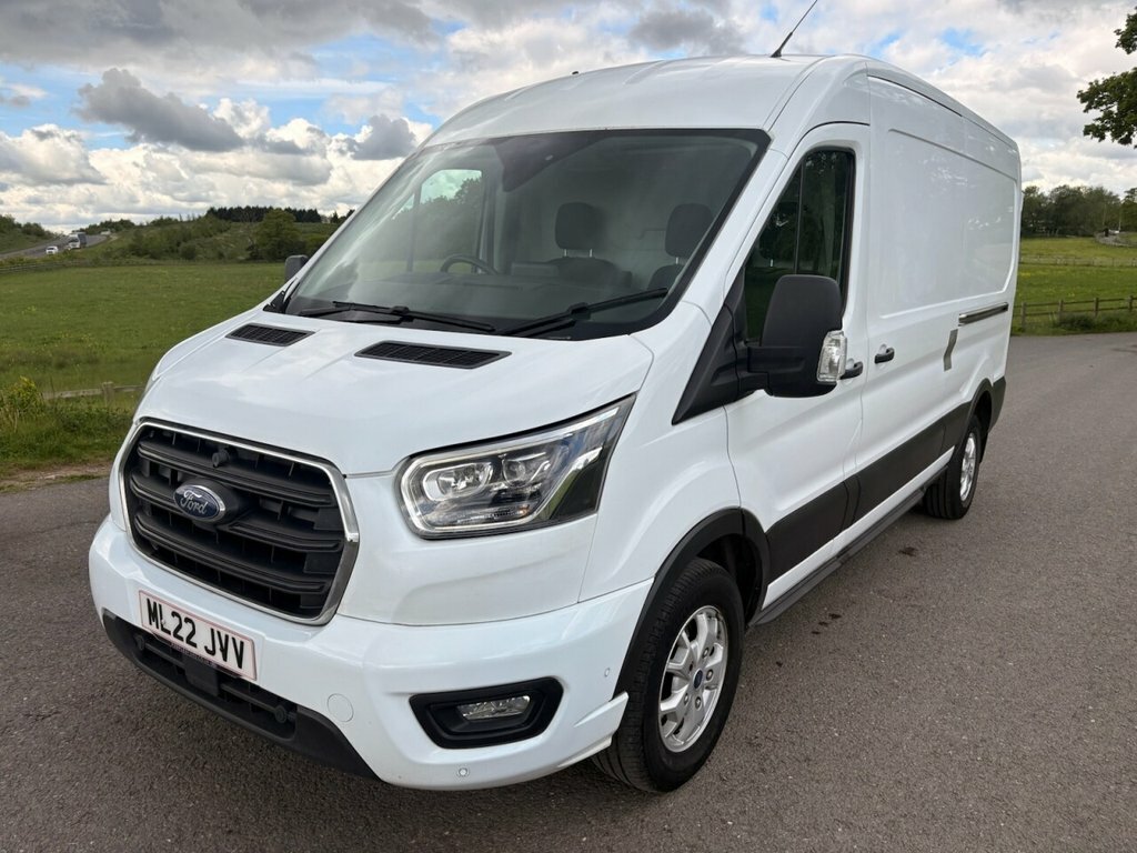 Ford Transit Custom 2L Limited ML22JVV White #4