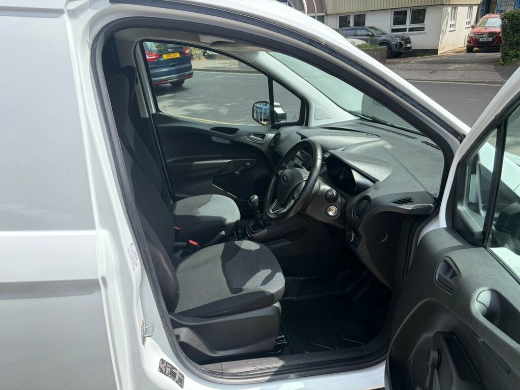 Ford Transit Courier 1L Leader White #2