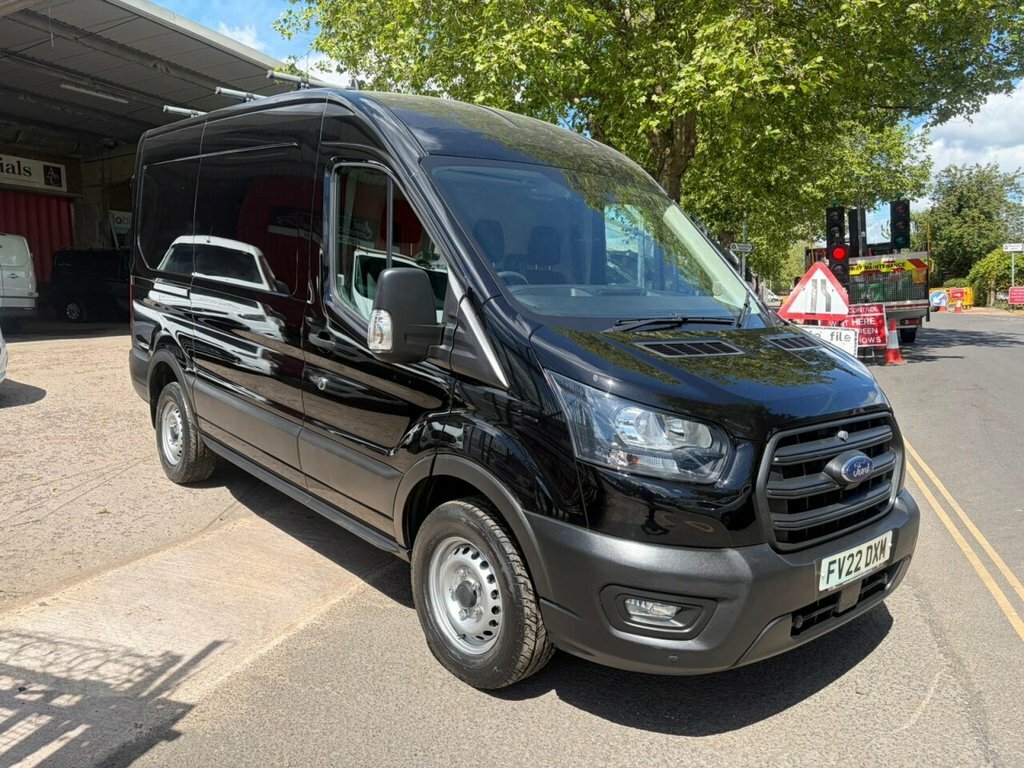 Ford Transit Custom 2L Leader Black