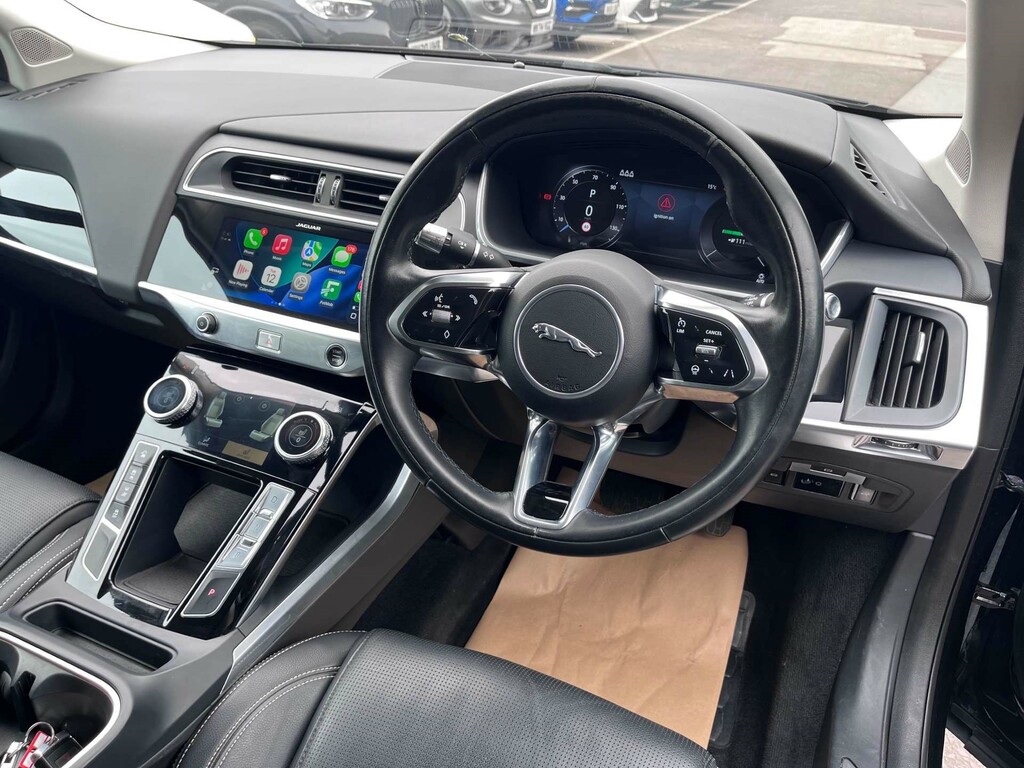 Jaguar I-Pace Electric HG70CSU #5