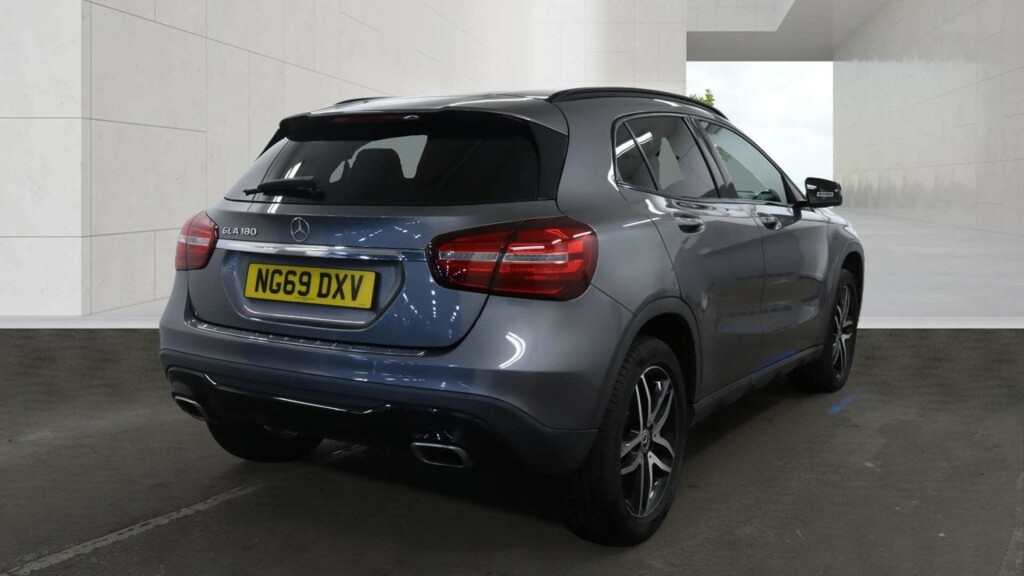 Mercedes-Benz GLA Class Gla 180 Urban Edition NG69DXV Grey #4