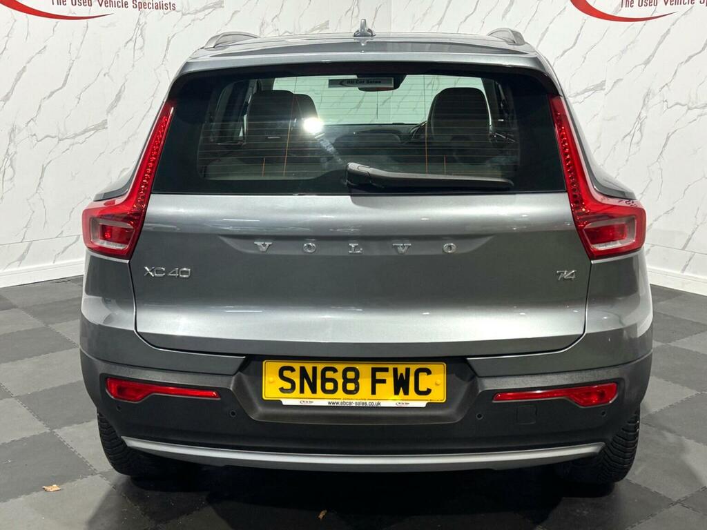 Volvo XC40 2.0 T4 Momentum Pro Awd Euro 6 Ss SN68FWC Grey #3