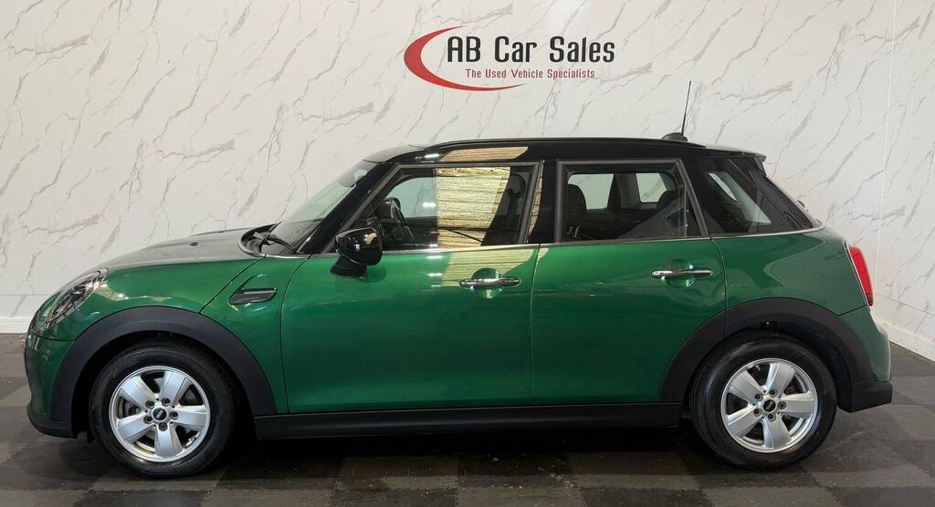 Mini Hatch 1.5 Cooper Classic Steptronic Euro 6 Ss DF71FWD Green #4