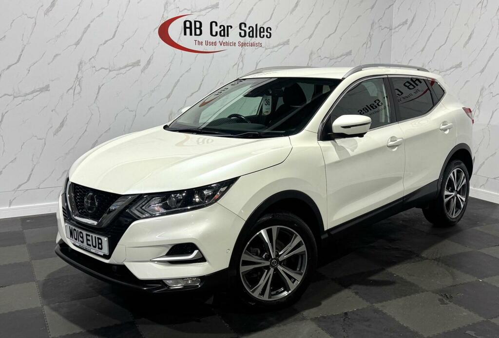 Nissan Qashqai 1.3 Dig-t N-connecta Euro 6 Ss White
