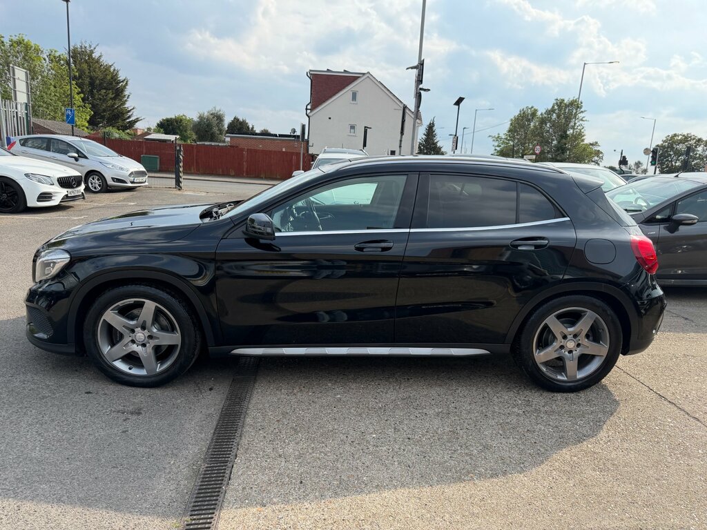 Mercedes-Benz GLA Class 2.1 Gla220 Cdi Amg Line Suv 7G-dct 4Mat NG14YDM Black #6