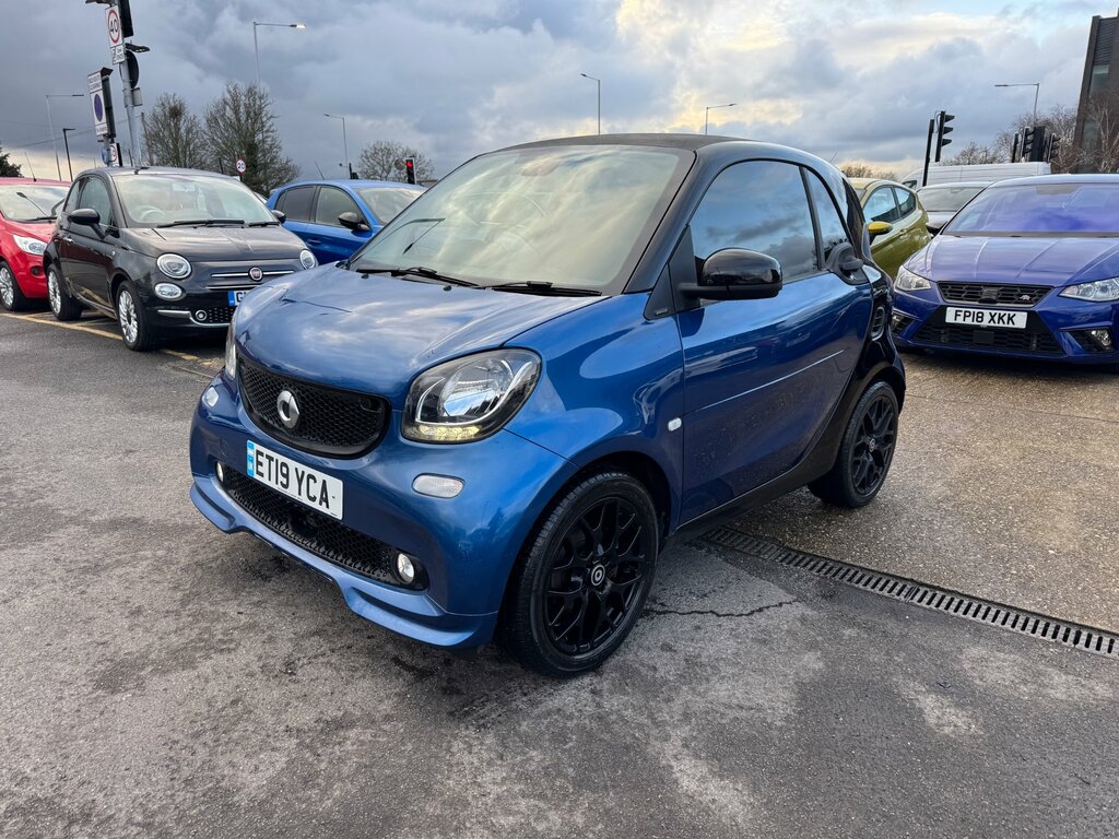Smart Fortwo Coupe 0.9T Urbanshadow Coupe Twinamic Euro 6 Black #2