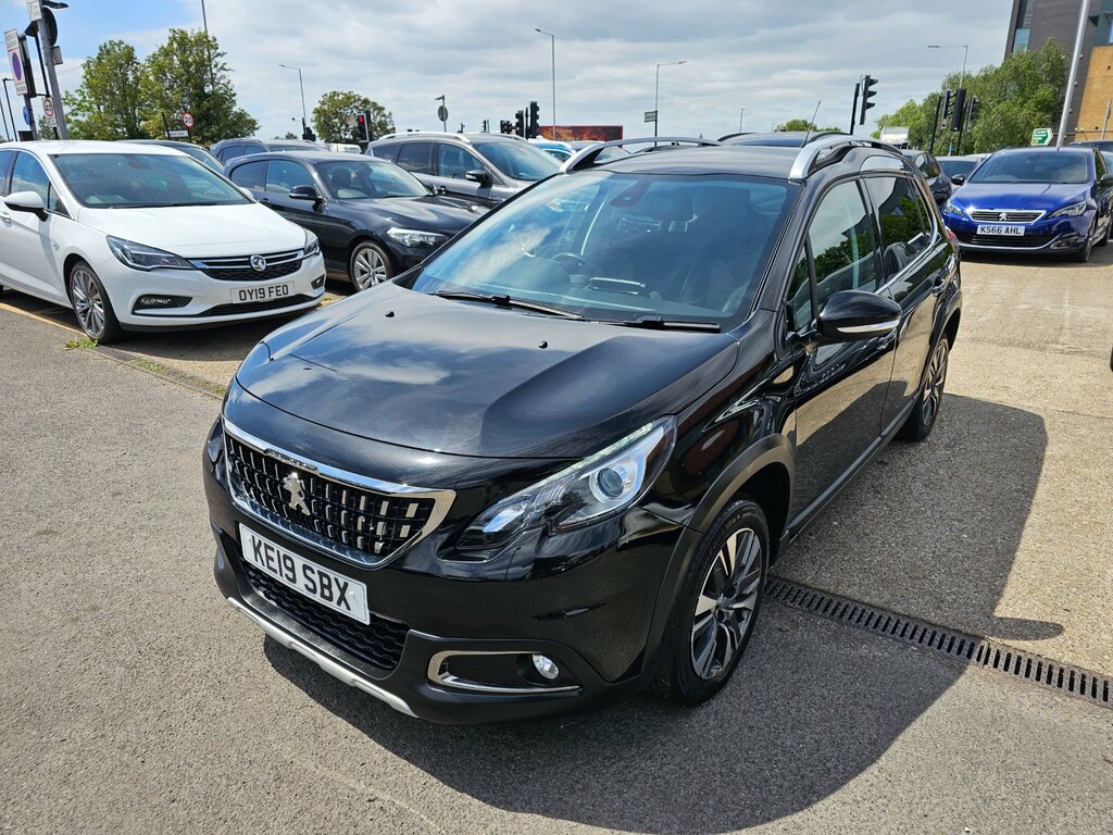 Peugeot 2008 1.2 Puretech Allure Premium Suv KE19SBX Black #6