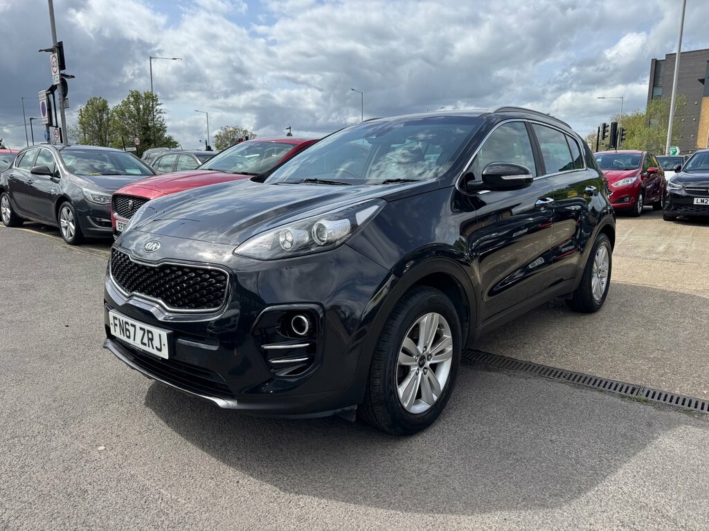 Kia Sportage 1.6 Gdi 2 Suv Euro 6 Ss 130 FN67ZRJ Black #2