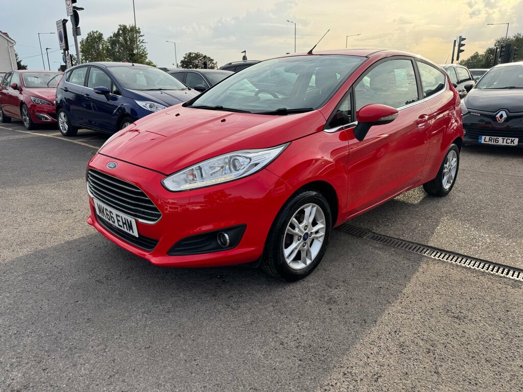 Ford Fiesta 1.25 Zetec Hatchback Euro 6 82 MK66EHM Red #6